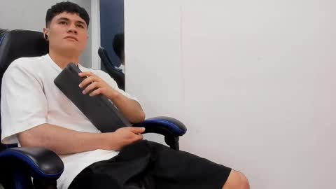 Roan Birkin online show from 10-16-25, 07:15