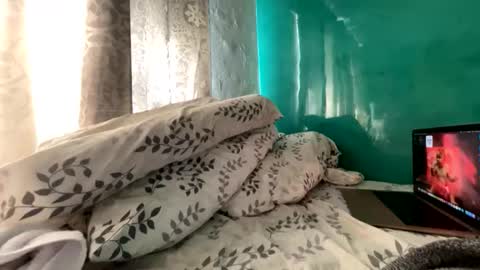 Snapshot of roarmance1 chatting on 10-27-25, 03:27 roarmance1 online show from 10-27-25, 03:27