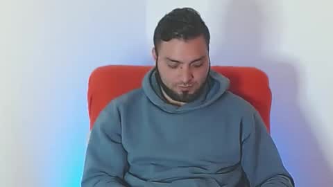 Stiven - online show from 10-20-25, 03:34