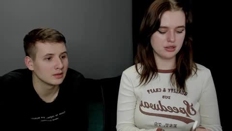 Snapshot of robert_lisa chatting on 12-25-24, 04:54 Lisa and Robert i am online all days 900 am GMT3 online show from 12-25-24, 04:54