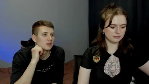 Snapshot of robert_lisa chatting on 12-28-24, 05:03 Lisa and Robert i am online all days 900 am GMT3 online show from 12-28-24, 05:03