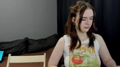 Snapshot of robert_lisa chatting on 01-31-25, 10:31 Lisa and Robert i am online all days 900 am GMT3 online show from 01-31-25, 10:31