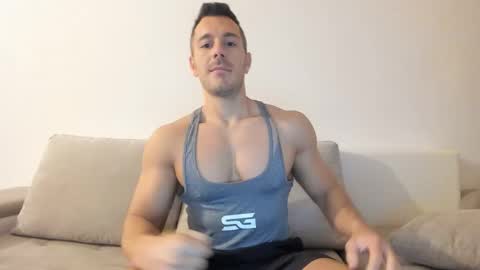 roberto4ever online show from 10-27-25, 04:49