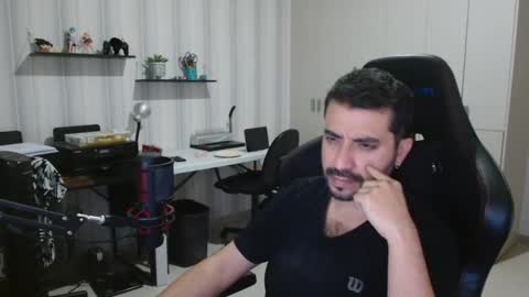 robertocarlos19 online show from 10-07-25, 03:14