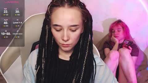 Snapshot of robin_yours chatting on 11-21-25, 01:32 Robin your online show from 11-21-25, 01:32