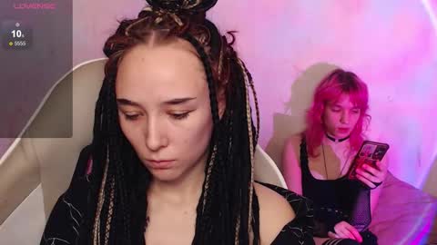 Snapshot of robin_yours chatting on 11-23-25, 01:22 Robin your online show from 11-23-25, 01:22