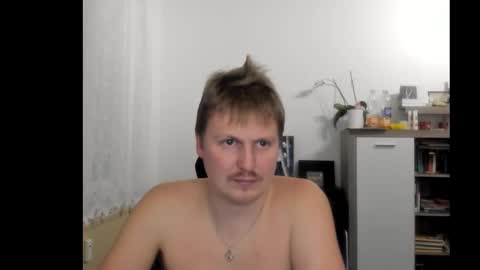 Snapshot of robirt5 chatting on 02-17-25, 06:37 Bob online show from 02-17-25, 06:37