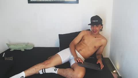 Robisson Zack online show from 11-11-25, 02:55