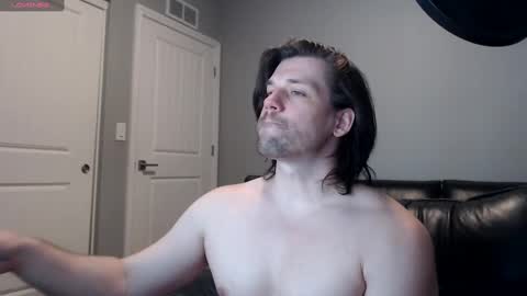 Snapshot of robknocks chatting on 02-09-25, 08:34 Rob Knocks online show from 02-09-25, 08:34