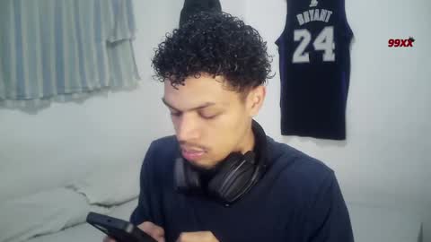 Snapshot of rocco99xx chatting on 11-26-25, 12:39 Rocco online show from 11-26-25, 12:39