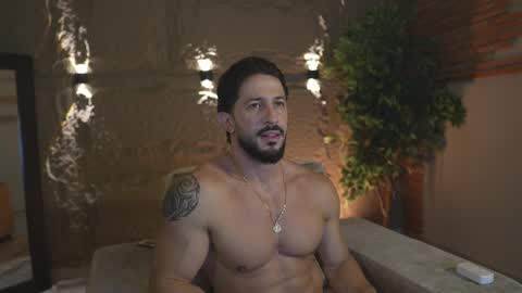 Snapshot of roccofontana chatting on 09-11-25, 05:46 roccofontana online show from 09-11-25, 05:46