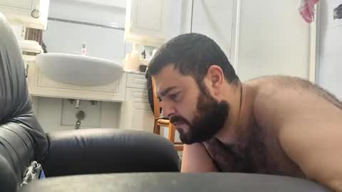 Snapshot of roccot85 chatting on 11-18-25, 07:57 Roccot85 online show from 11-18-25, 07:57