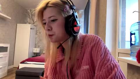 Anny online show from 02-08-26, 10:07