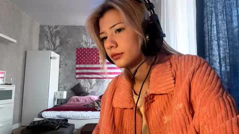 Anny online show from 02-21-26, 10:05