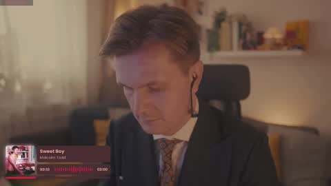 Rocket Bunny online show from 10-14-25, 07:53