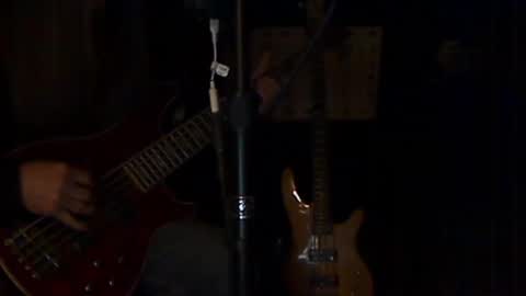 Snapshot of rockgod2112 chatting on 11-01-25, 12:01 rockgod2112 online show from 11-01-25, 12:01