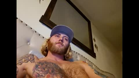 rockhardsurfers online show from 12-31-24, 07:31