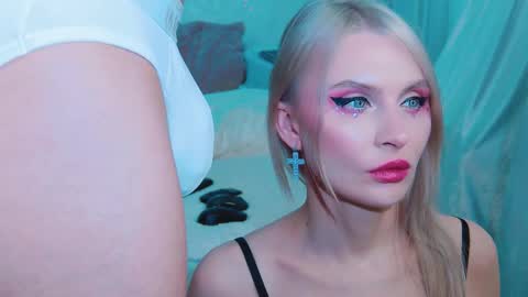 Lina and Den online show from 03-01-26, 06:59