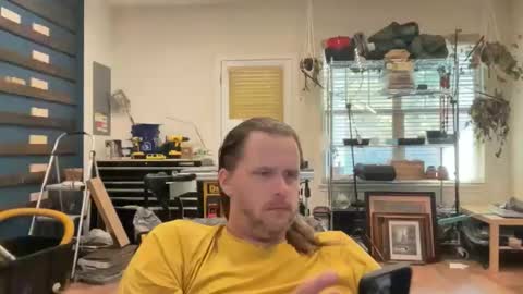 Snapshot of rockybukkake chatting on 10-19-25, 02:29 Rocky online show from 10-19-25, 02:29