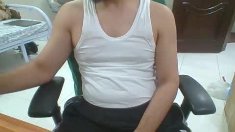 Snapshot of rockysam090 chatting on 10-23-25, 05:55 rockysam090 online show from 10-23-25, 05:55