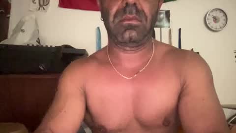 rodrigo232426 online show from 11-12-25, 07:53