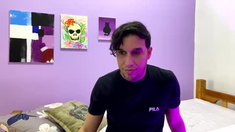 Thiago independent model online show from 02-15-25, 10:31