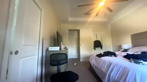 rogueluna online show from 11-17-25, 06:35