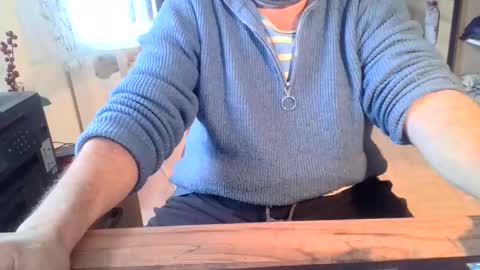 rolandloser1000 online show from 12-13-24, 01:55