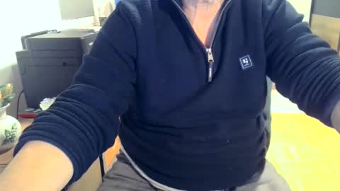 rolandloser1000 online show from 03-01-25, 05:38