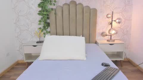   online show from 01-14-26, 12:22