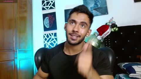 Roman online show from 12-15-25, 05:28