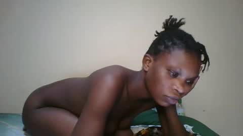 Emma online show from 09-27-25, 07:13