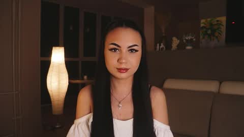 Snapshot of romantic_dream_ chatting on 04-05-26, 08:39 Nora online show from 04-05-26, 08:39