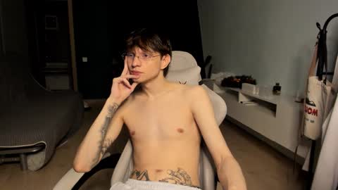 Snapshot of romeo_mercy chatting on 02-15-26, 12:51 Romeo online show from 02-15-26, 12:51