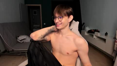 Snapshot of romeo_mercy chatting on 02-26-26, 09:41 Romeo online show from 02-26-26, 09:41