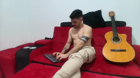 Snapshot of romeo_sexxx_ chatting on 12-12-24, 03:10 romeo_sexxx_ online show from 12-12-24, 03:10