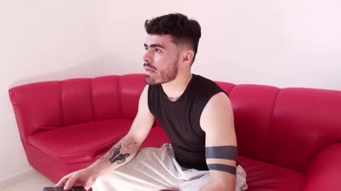 Snapshot of romeo_sexxx_ chatting on 01-16-25, 02:30 romeo_sexxx_ online show from 01-16-25, 02:30