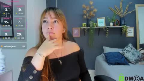 Snapshot of romi01_ chatting on 10-31-25, 05:03 romi online show from 10-31-25, 05:03