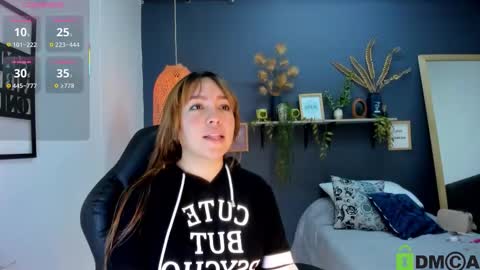 Snapshot of romi01_ chatting on 11-17-25, 02:45 romi online show from 11-17-25, 02:45