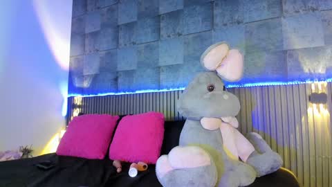 Rominna online show from 01-13-25, 01:23