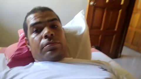 Snapshot of rompeculos121 chatting on 02-06-25, 06:56 rompeculos121 online show from 02-06-25, 06:56