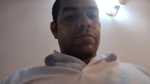 Snapshot of rompeculos121 chatting on 02-07-25, 11:13 rompeculos121 online show from 02-07-25, 11:13