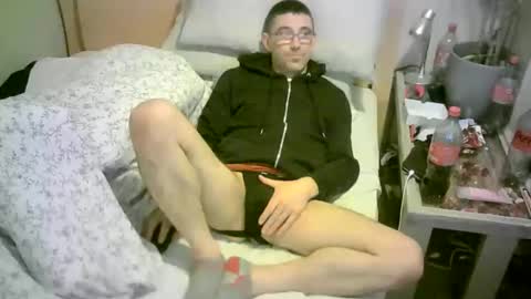 Snapshot of romson998181 chatting on 02-11-25, 08:20 romson998181 online show from 02-11-25, 08:20