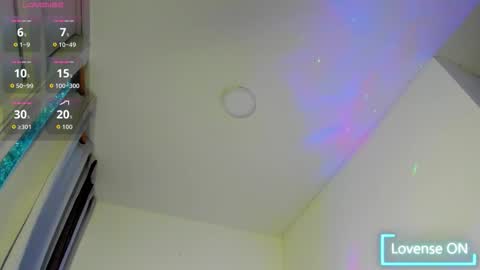 Snapshot of ronnie_777 chatting on 10-22-25, 10:09 Ronnie 777 online show from 10-22-25, 10:09