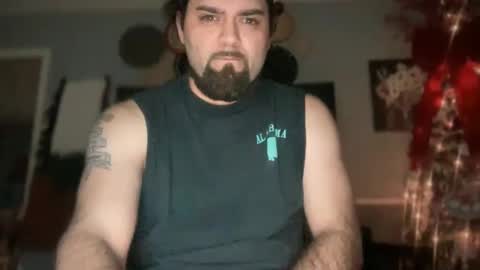 Snapshot of ronnyvzla2 chatting on 12-13-24, 01:12 Ronny Smokey online show from 12-13-24, 01:12