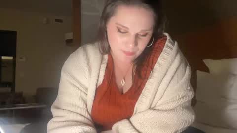 Snapshot of ronnyvzla2 chatting on 12-15-24, 04:40 Ronny Smokey online show from 12-15-24, 04:40