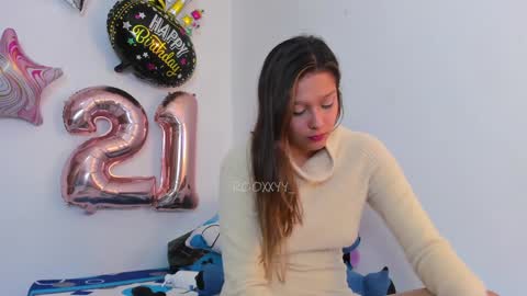    online show from 01-06-25, 03:20