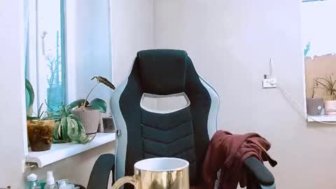 rosa843850 online show from 11-02-25, 02:52