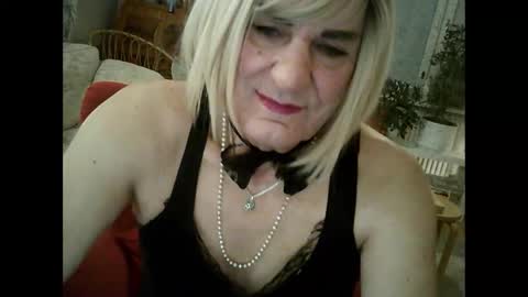 Tina online show from 03-07-25, 09:48