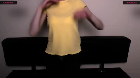 Rose online show from 02-25-26, 07:51